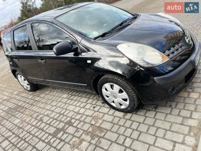 Черный Ниссан Ноут, объемом двигателя 1.4 л и пробегом 261 тыс. км за 5300 $, фото 1 на Automoto.ua