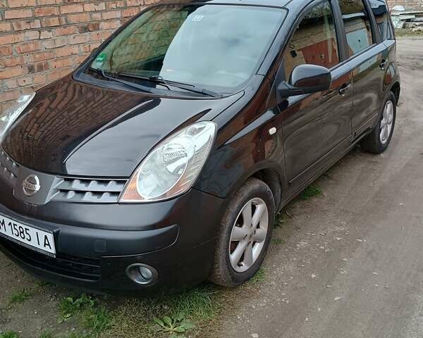 Чорний Ніссан Ноут, об'ємом двигуна 1.4 л та пробігом 188 тис. км за 5500 $, фото 1 на Automoto.ua