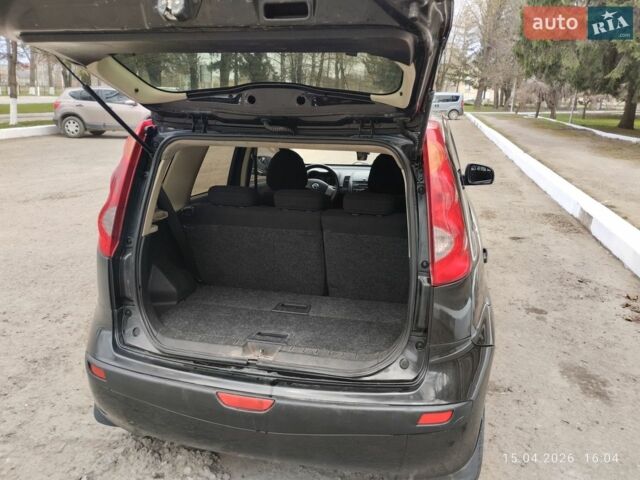 Чорний Ніссан Ноут, об'ємом двигуна 1.46 л та пробігом 210 тис. км за 4300 $, фото 1 на Automoto.ua
