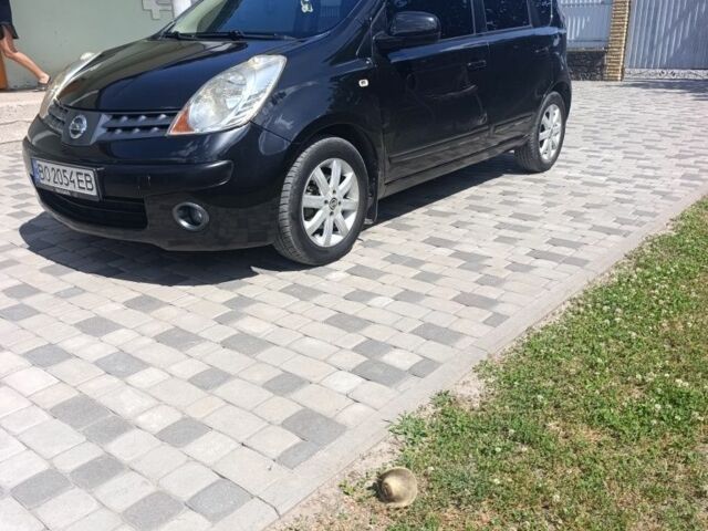 Чорний Ніссан Ноут, об'ємом двигуна 1.5 л та пробігом 214 тис. км за 4700 $, фото 1 на Automoto.ua