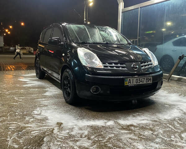 Черный Ниссан Ноут, объемом двигателя 1.6 л и пробегом 116 тыс. км за 5700 $, фото 1 на Automoto.ua