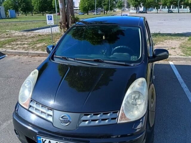 Черный Ниссан Ноут, объемом двигателя 1.6 л и пробегом 240 тыс. км за 4700 $, фото 1 на Automoto.ua