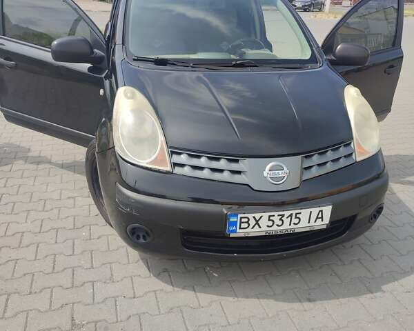 Черный Ниссан Ноут, объемом двигателя 1.46 л и пробегом 279 тыс. км за 4500 $, фото 1 на Automoto.ua