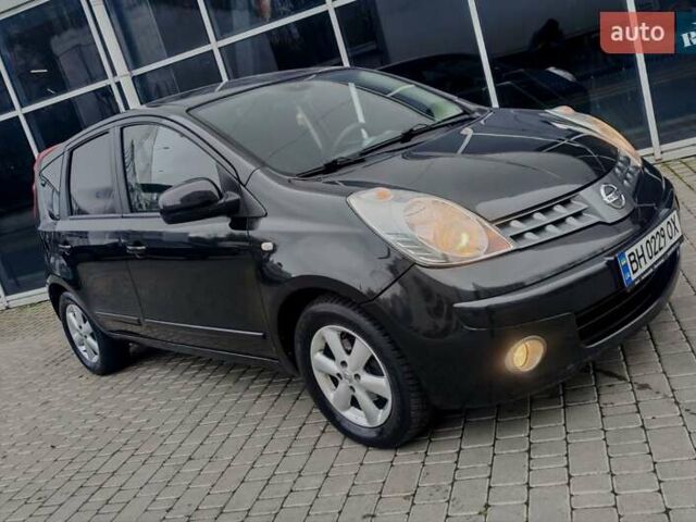 Черный Ниссан Ноут, объемом двигателя 1.39 л и пробегом 191 тыс. км за 4600 $, фото 1 на Automoto.ua