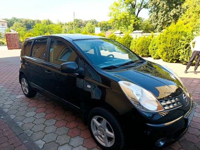 Черный Ниссан Ноут, объемом двигателя 1.5 л и пробегом 3 тыс. км за 4600 $, фото 1 на Automoto.ua