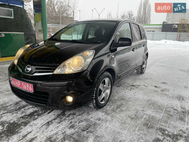 Черный Ниссан Ноут, объемом двигателя 1.4 л и пробегом 244 тыс. км за 5799 $, фото 1 на Automoto.ua