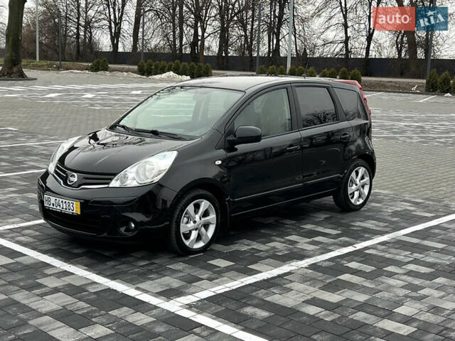 Черный Ниссан Ноут, объемом двигателя 1.4 л и пробегом 176 тыс. км за 5750 $, фото 1 на Automoto.ua