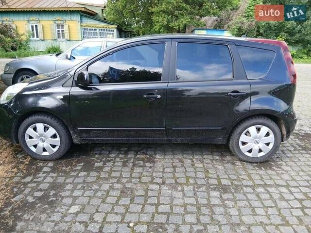 Черный Ниссан Ноут, объемом двигателя 1.4 л и пробегом 215 тыс. км за 5000 $, фото 1 на Automoto.ua
