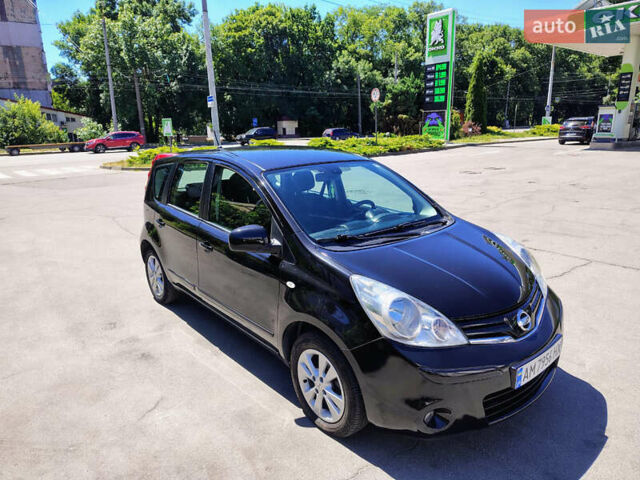 Черный Ниссан Ноут, объемом двигателя 1.6 л и пробегом 240 тыс. км за 7400 $, фото 1 на Automoto.ua