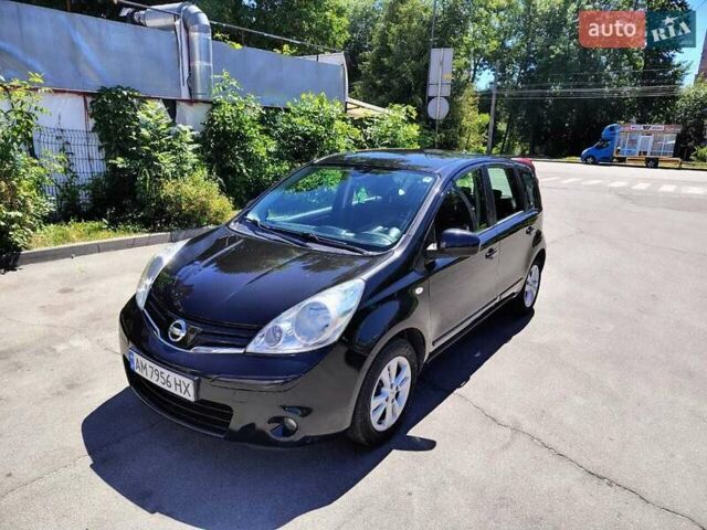 Черный Ниссан Ноут, объемом двигателя 1.6 л и пробегом 229 тыс. км за 7400 $, фото 1 на Automoto.ua