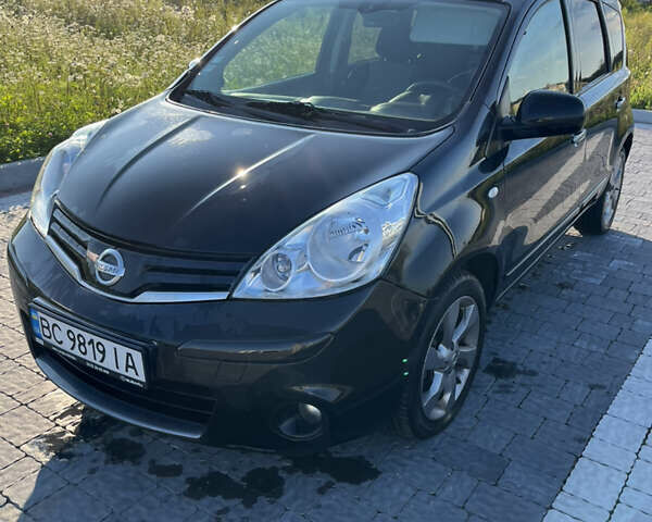 Черный Ниссан Ноут, объемом двигателя 1.5 л и пробегом 249 тыс. км за 5600 $, фото 1 на Automoto.ua