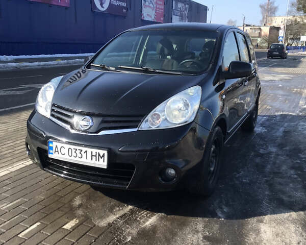 Чорний Ніссан Ноут, об'ємом двигуна 1.46 л та пробігом 320 тис. км за 5000 $, фото 1 на Automoto.ua