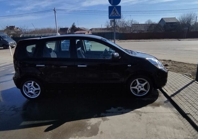Чорний Ніссан Ноут, об'ємом двигуна 1.5 л та пробігом 265 тис. км за 6300 $, фото 1 на Automoto.ua