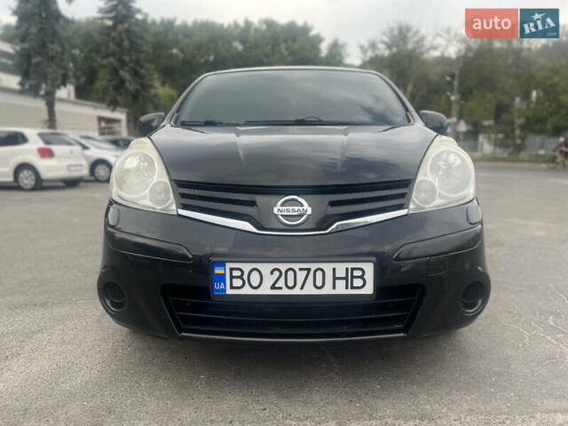 Чорний Ніссан Ноут, об'ємом двигуна 1.6 л та пробігом 197 тис. км за 7800 $, фото 1 на Automoto.ua