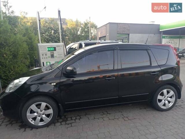 Черный Ниссан Ноут, объемом двигателя 1.39 л и пробегом 138 тыс. км за 6700 $, фото 1 на Automoto.ua