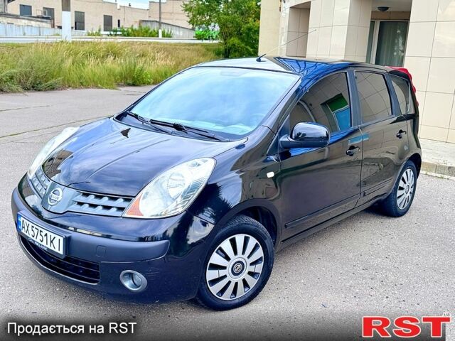 Чорний Ніссан Ноут, об'ємом двигуна 1.4 л та пробігом 172 тис. км за 5400 $, фото 1 на Automoto.ua