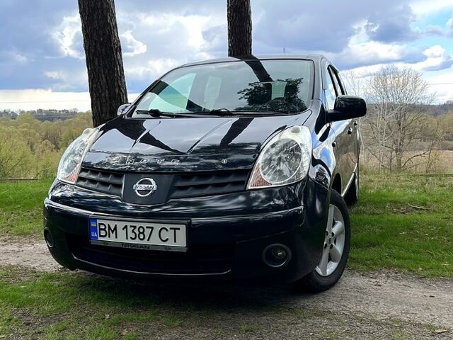 Черный Ниссан Ноут, объемом двигателя 1.5 л и пробегом 216 тыс. км за 5150 $, фото 1 на Automoto.ua