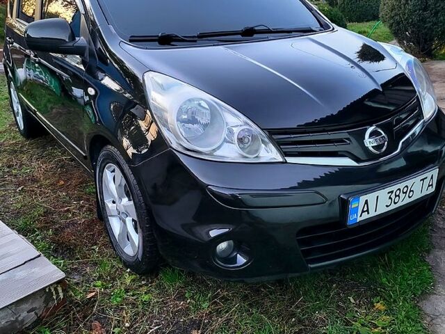 Чорний Ніссан Ноут, об'ємом двигуна 1.4 л та пробігом 226 тис. км за 6000 $, фото 1 на Automoto.ua