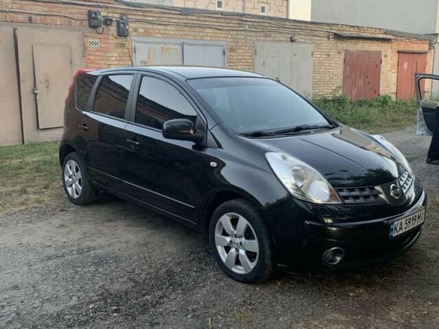Черный Ниссан Ноут, объемом двигателя 1.6 л и пробегом 178 тыс. км за 6300 $, фото 1 на Automoto.ua