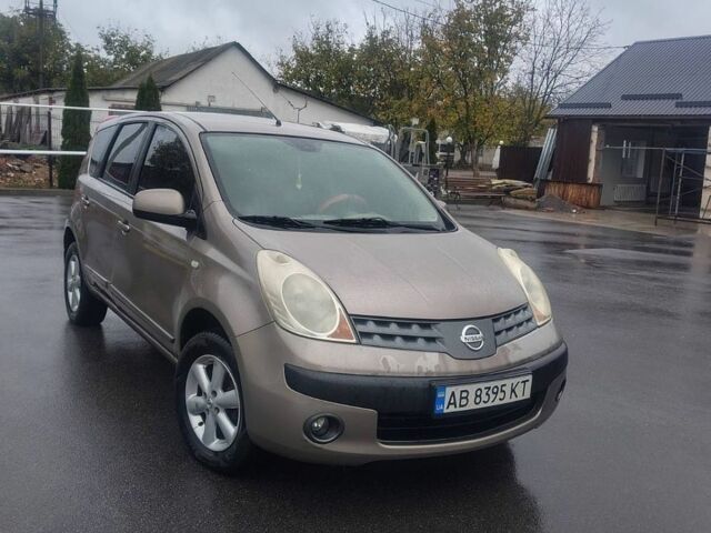 Коричневий Ніссан Ноут, об'ємом двигуна 1.6 л та пробігом 241 тис. км за 5500 $, фото 1 на Automoto.ua