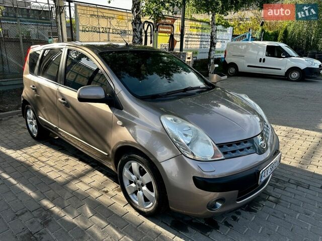 Коричневий Ніссан Ноут, об'ємом двигуна 1.6 л та пробігом 139 тис. км за 5900 $, фото 1 на Automoto.ua