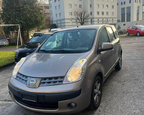Коричневий Ніссан Ноут, об'ємом двигуна 1.6 л та пробігом 263 тис. км за 6850 $, фото 1 на Automoto.ua