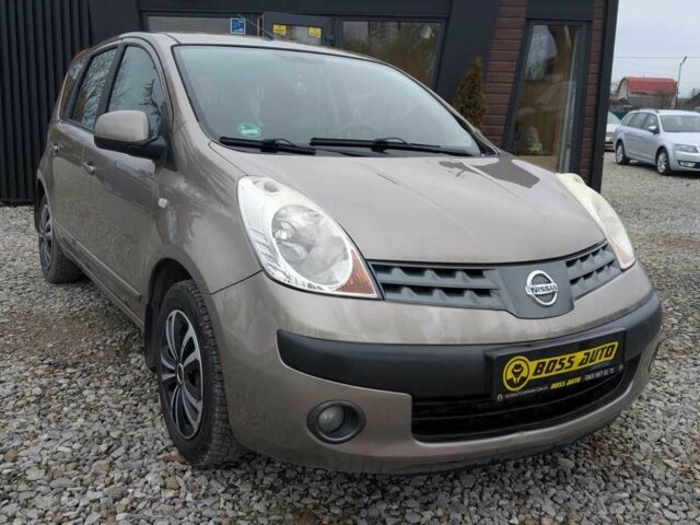 Коричневый Ниссан Ноут, объемом двигателя 1.6 л и пробегом 246 тыс. км за 6999 $, фото 1 на Automoto.ua