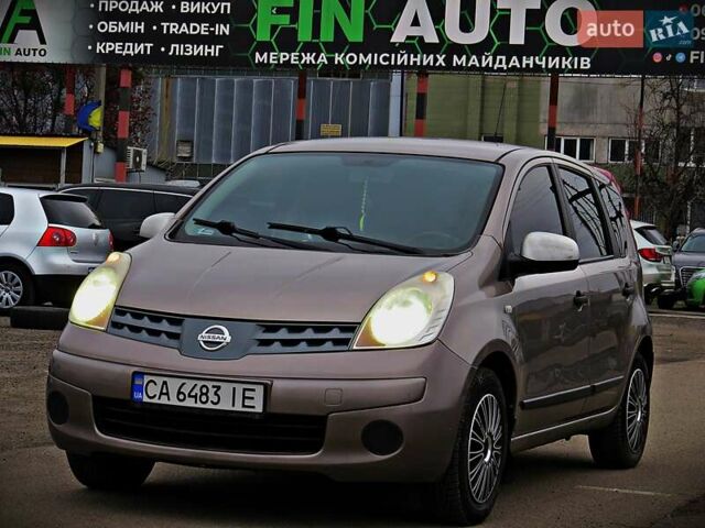 Коричневий Ніссан Ноут, об'ємом двигуна 1.4 л та пробігом 303 тис. км за 5000 $, фото 1 на Automoto.ua