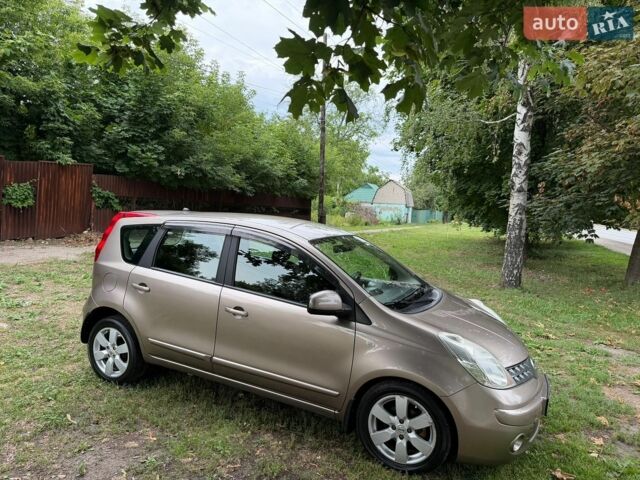 Коричневий Ніссан Ноут, об'ємом двигуна 1.6 л та пробігом 97 тис. км за 6950 $, фото 1 на Automoto.ua