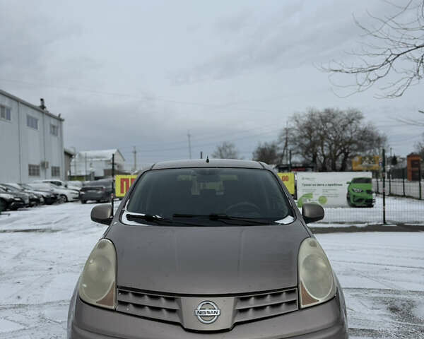 Коричневий Ніссан Ноут, об'ємом двигуна 1.6 л та пробігом 220 тис. км за 5200 $, фото 1 на Automoto.ua