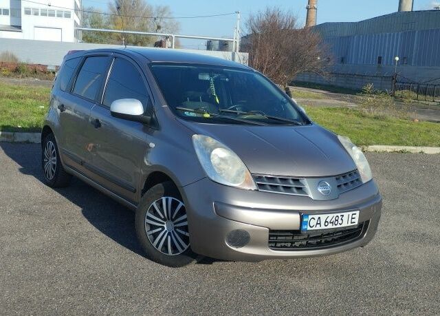 Коричневий Ніссан Ноут, об'ємом двигуна 1.4 л та пробігом 302 тис. км за 4600 $, фото 1 на Automoto.ua