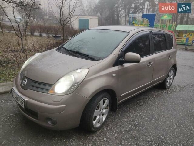 Коричневий Ніссан Ноут, об'ємом двигуна 1.6 л та пробігом 305 тис. км за 5999 $, фото 1 на Automoto.ua