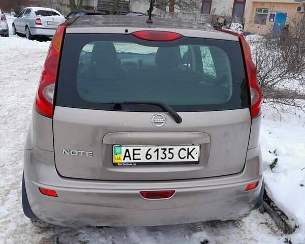 Коричневий Ніссан Ноут, об'ємом двигуна 1.6 л та пробігом 221 тис. км за 6500 $, фото 1 на Automoto.ua