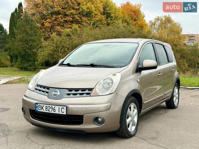 Коричневий Ніссан Ноут, об'ємом двигуна 1.6 л та пробігом 196 тис. км за 5800 $, фото 1 на Automoto.ua