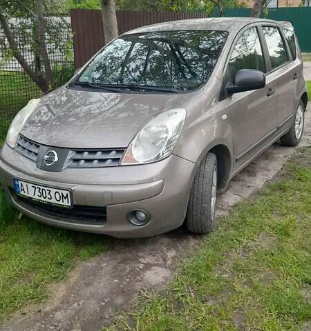 Коричневий Ніссан Ноут, об'ємом двигуна 1.39 л та пробігом 137 тис. км за 5800 $, фото 1 на Automoto.ua