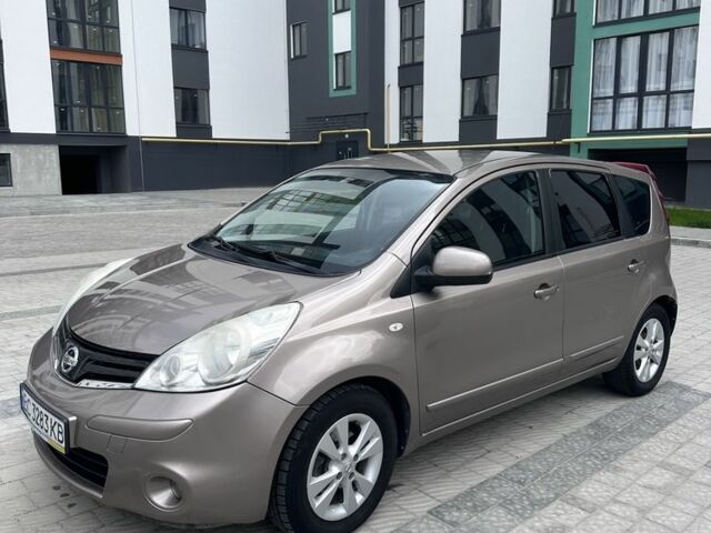 Коричневий Ніссан Ноут, об'ємом двигуна 1.5 л та пробігом 278 тис. км за 5500 $, фото 1 на Automoto.ua