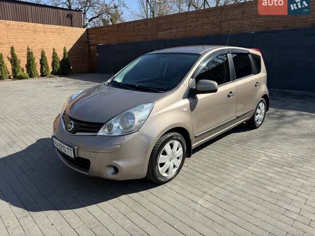 Коричневый Ниссан Ноут, объемом двигателя 1.6 л и пробегом 125 тыс. км за 8900 $, фото 1 на Automoto.ua
