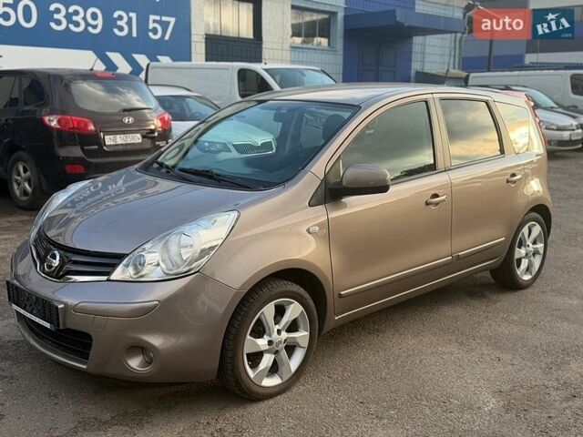 Коричневий Ніссан Ноут, об'ємом двигуна 1.6 л та пробігом 181 тис. км за 7650 $, фото 1 на Automoto.ua
