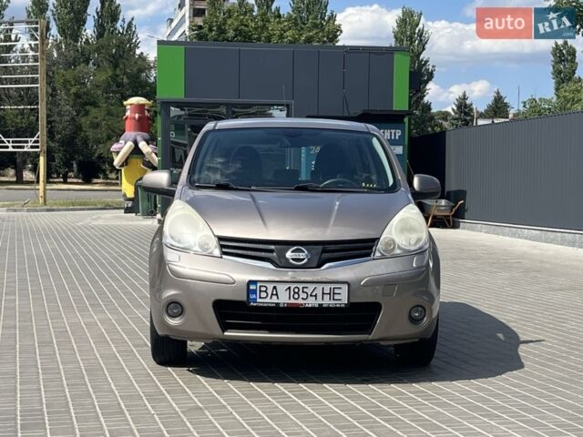 Коричневий Ніссан Ноут, об'ємом двигуна 1.4 л та пробігом 170 тис. км за 6200 $, фото 1 на Automoto.ua