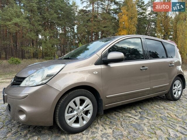 Коричневий Ніссан Ноут, об'ємом двигуна 1.6 л та пробігом 139 тис. км за 7950 $, фото 1 на Automoto.ua