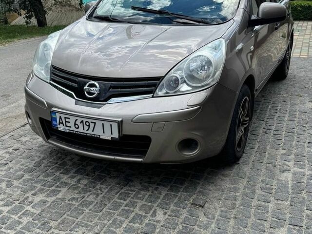Коричневий Ніссан Ноут, об'ємом двигуна 1.39 л та пробігом 191 тис. км за 6750 $, фото 1 на Automoto.ua