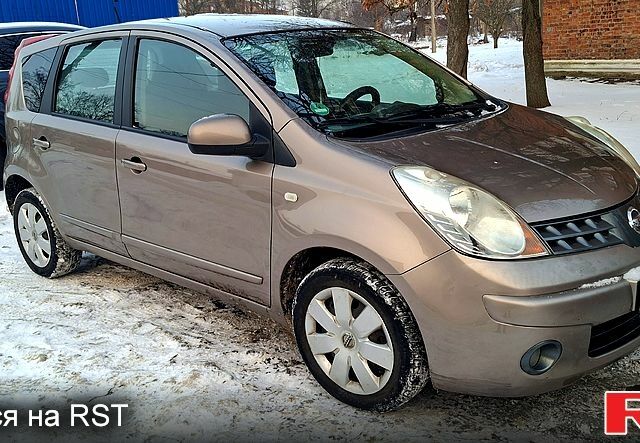 Коричневий Ніссан Ноут, об'ємом двигуна 1.4 л та пробігом 23600 тис. км за 5200 $, фото 1 на Automoto.ua