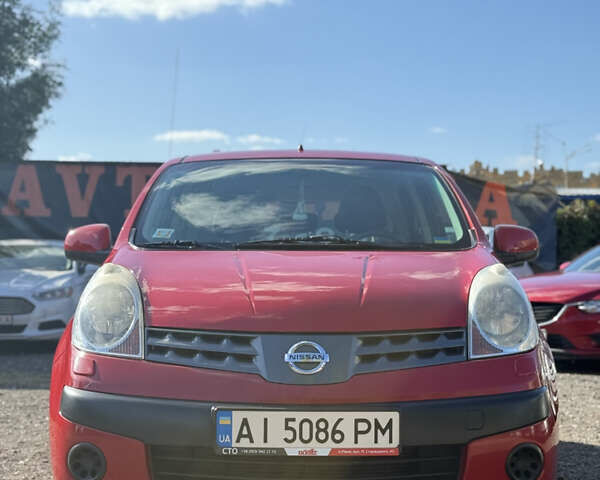 Красный Ниссан Ноут, объемом двигателя 1.6 л и пробегом 152 тыс. км за 6400 $, фото 1 на Automoto.ua