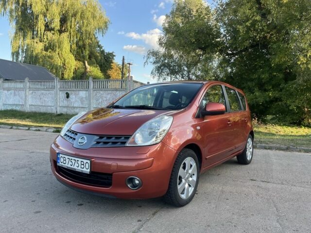 Червоний Ніссан Ноут, об'ємом двигуна 1.6 л та пробігом 58 тис. км за 7850 $, фото 1 на Automoto.ua