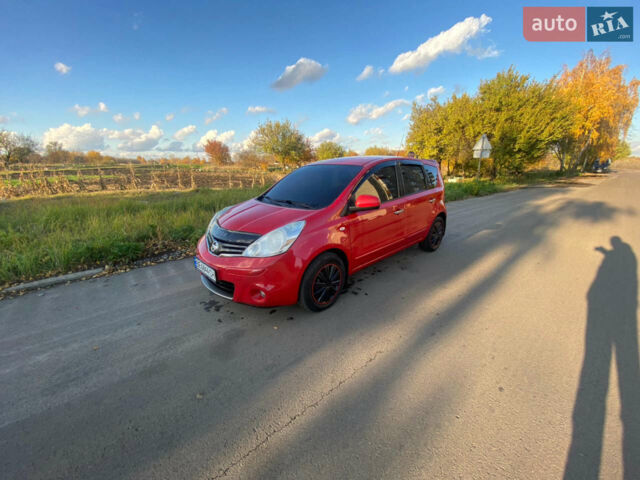 Червоний Ніссан Ноут, об'ємом двигуна 1.5 л та пробігом 358 тис. км за 7500 $, фото 1 на Automoto.ua
