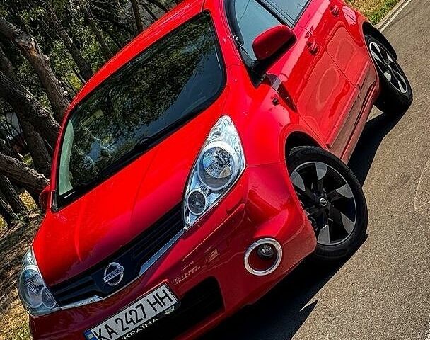 Красный Ниссан Ноут, объемом двигателя 1.6 л и пробегом 57 тыс. км за 9999 $, фото 1 на Automoto.ua