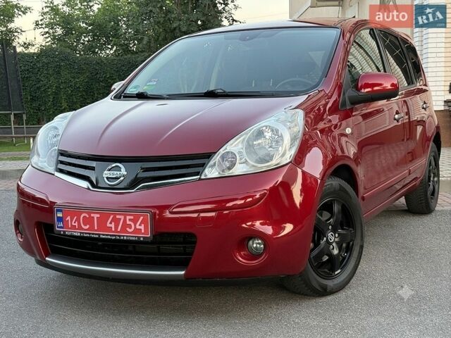 Червоний Ніссан Ноут, об'ємом двигуна 1.6 л та пробігом 137 тис. км за 9450 $, фото 1 на Automoto.ua
