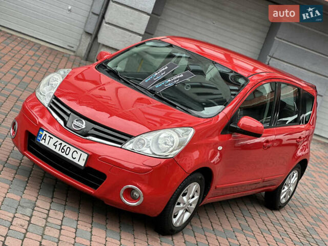 Ніссан Ноут 2012 у Івано-Франківську на Automoto.ua Червоний Ніссан Ноут, об'ємом двигуна 1.6 л та пробігом 152 тис. км за 8150 $, фото 1 на Automoto.ua