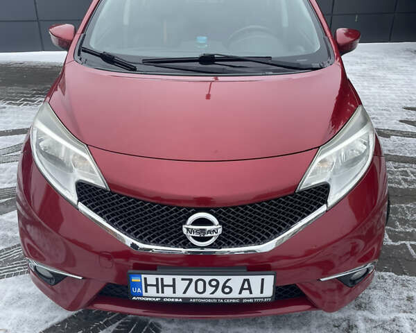 Червоний Ніссан Ноут, об'ємом двигуна 1.6 л та пробігом 181 тис. км за 8500 $, фото 1 на Automoto.ua