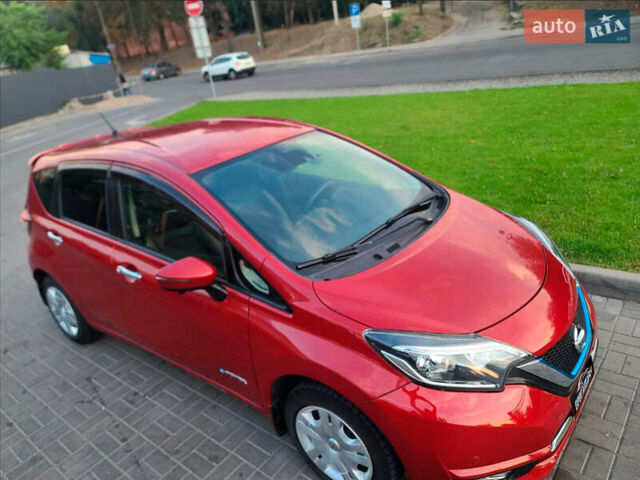 Ніссан Ноут 2017 у Дніпро (Дніпропетровську) на Automoto.ua Червоний Ніссан Ноут, об'ємом двигуна 1.2 л та пробігом 51 тис. км за 12000 $, фото 1 на Automoto.ua